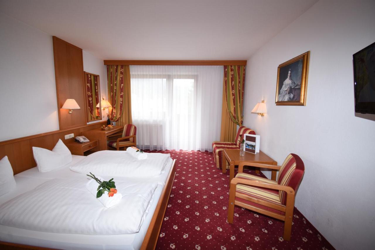 Hotel Goldenes Kreuz Tannheim Eksteriør billede